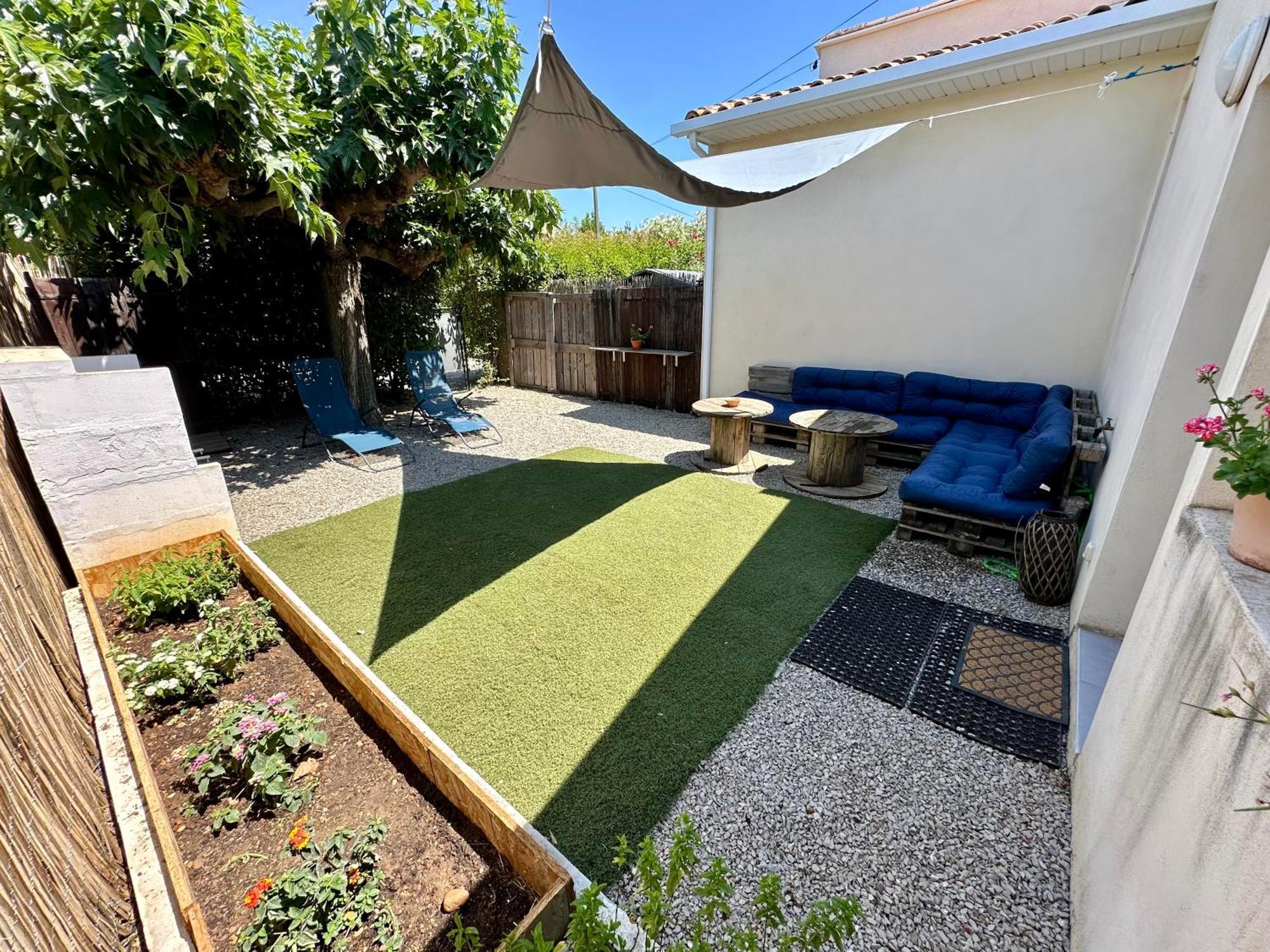 T2 Les Garrigues Apartment *